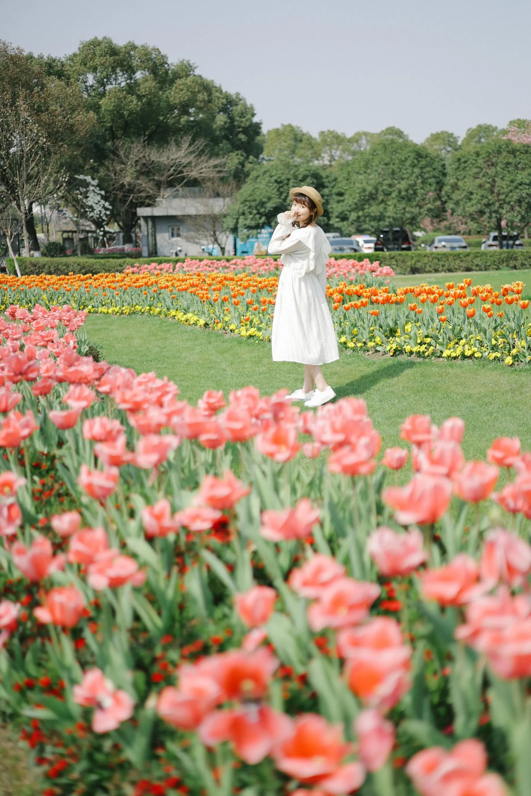 [YITUYU艺图语]2022.09.10 郁金香花开 蓝胖子- [28P]插图6
